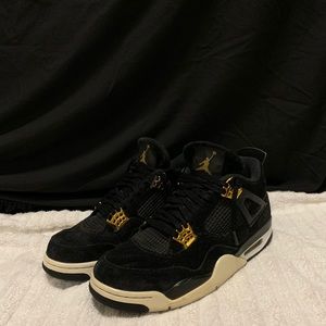 Jordan Royalty 4s size 11